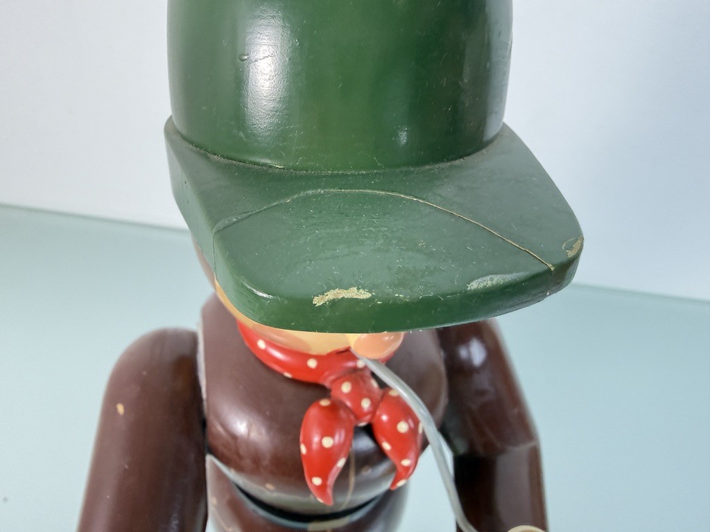 Picture 4 of 5