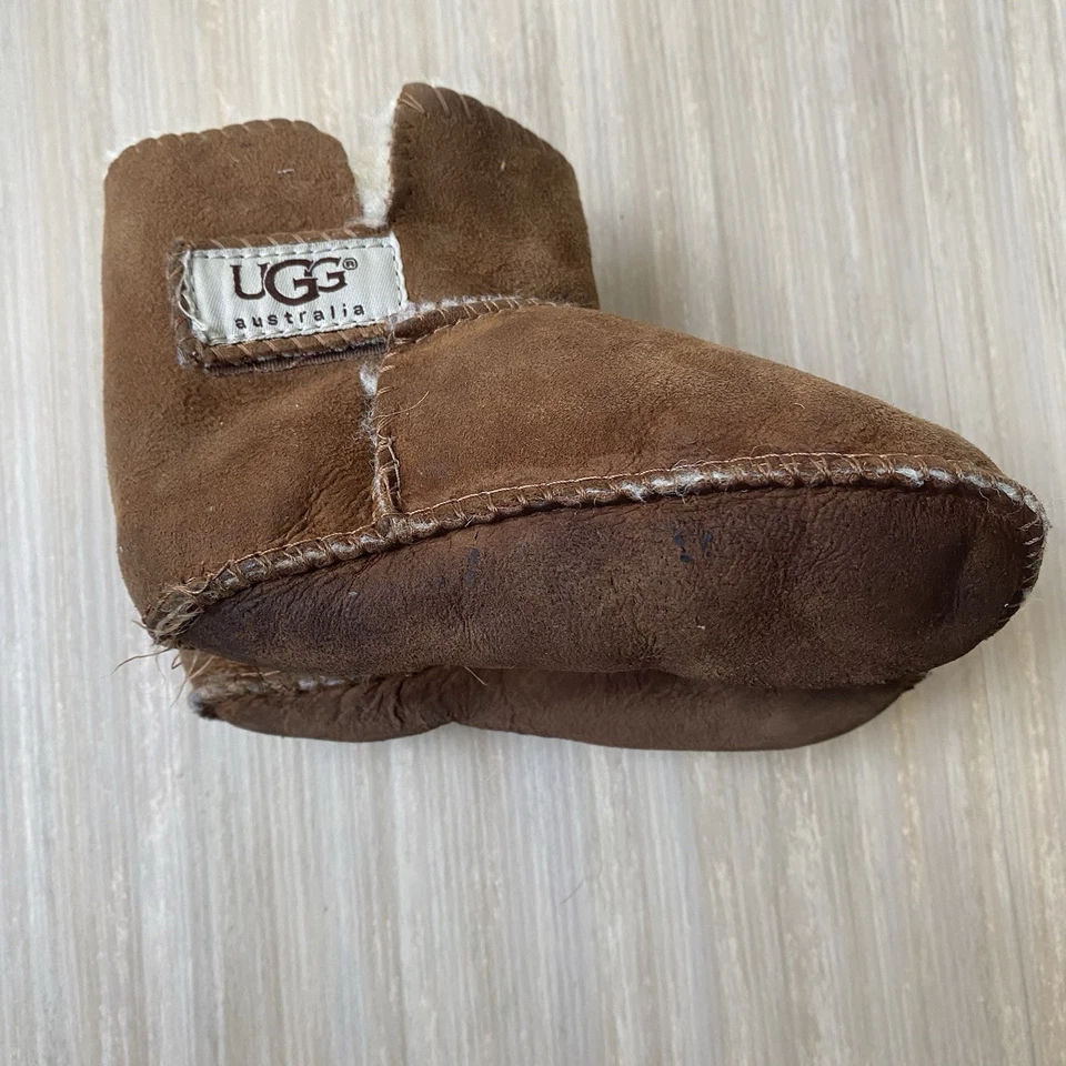 Bota UGG unissex bebê Erin tamanho grande couro pele de carneiro inverno quente - Imagem 2 de 4