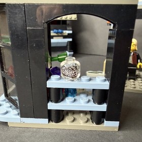 LEGO Harry Potter: Knockturn Alley (4720) Complete, with instructions, no box