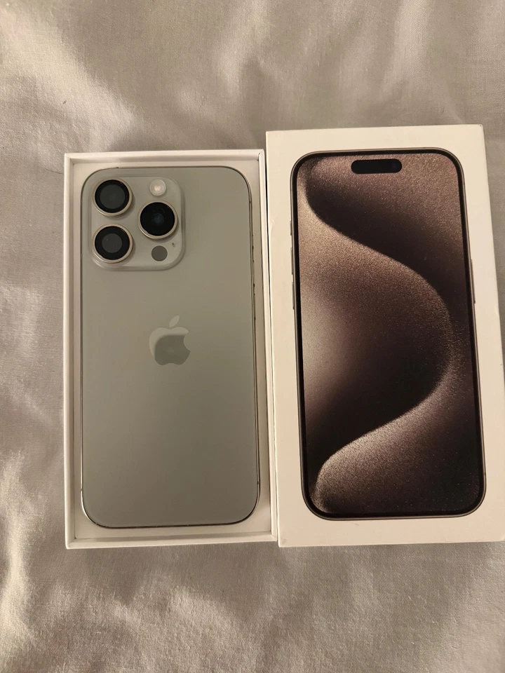 iphone 15 pro 128 gb natural titanium, Excellent condition - Image 3 of 4