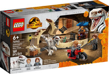Atrociraptor Dinosaur: Bike Chase - LEGO Jurassic World Set (76945)