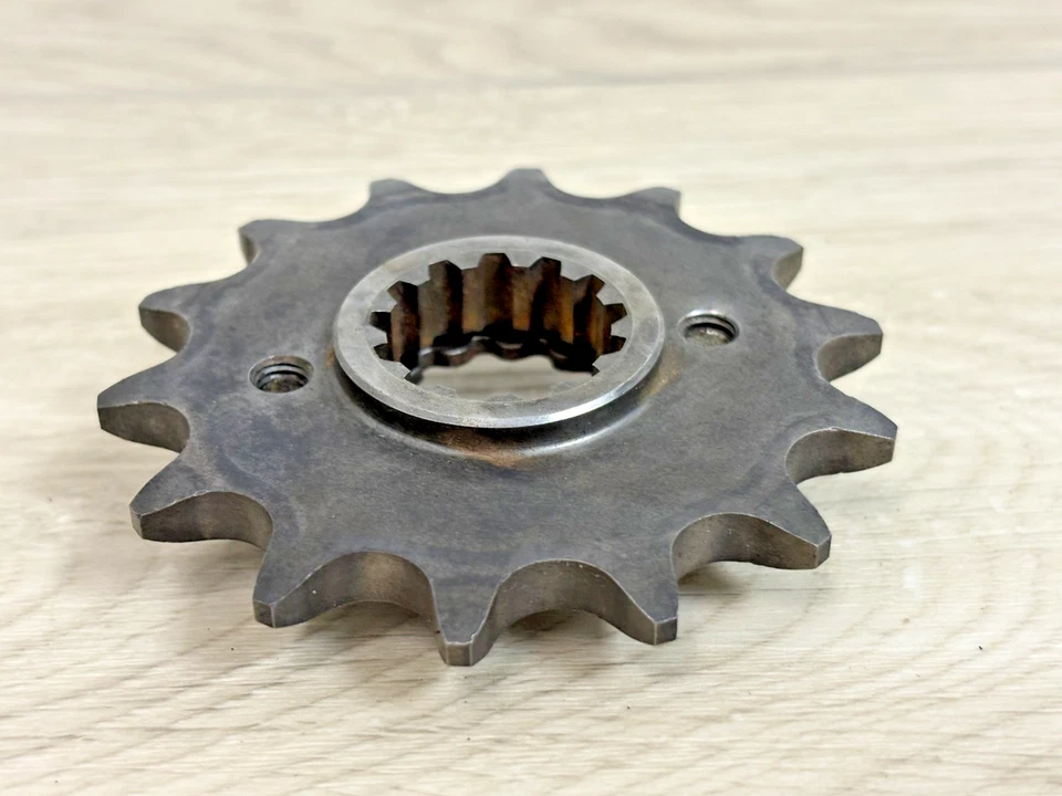 Piñón de cadena del motor delantero Ducati 620 695 800 S2R Monster 14T Foto 3 de 4