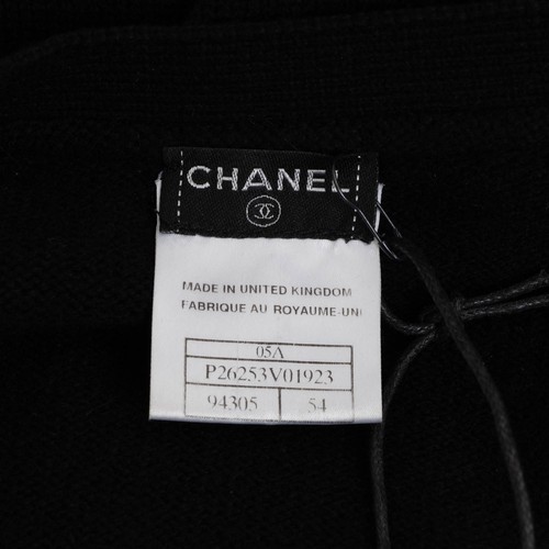 72201 auth CHANEL black cashmere 05A BEADED CC Cardigan Sweater 54 XXL - Picture 6 of 6