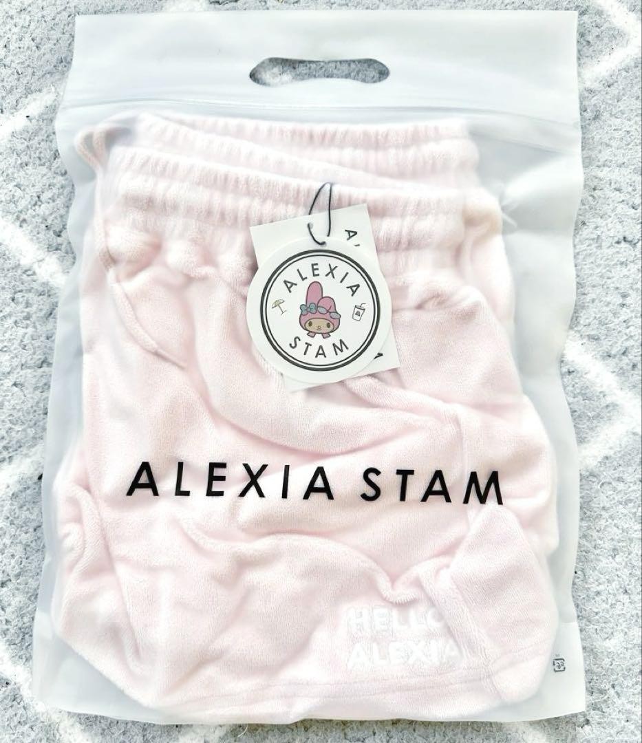 パンツ [Sanrio x ALEXIA STAM] TerryClothShorts パンツ [Sanrio x ALEXIA STAM] TerryClothShorts Sanrio x