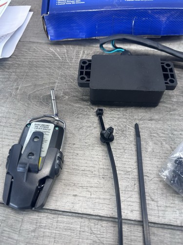 Polaris OEM Wireless Winch Remote, 2881287 - Picture 5 of 7