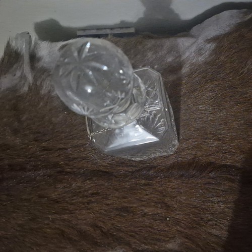 Vintage Crystal Brandy Decanter - Picture 9 of 9