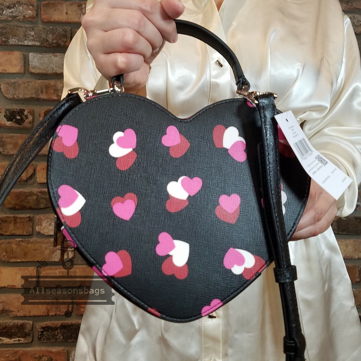 Kate Spade New York Love Shack Flutter Heart Printed Black Pink