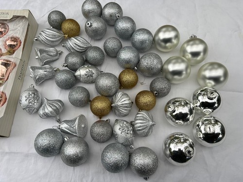 52 Weihnachtskugeln Konvolut Christbaumschmuck silber Weihnachten Kugeln Schmuck - Bild 3 von 4