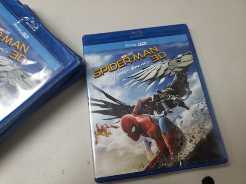 SPIDER-MAN HOMECOMING Blu-ray 3D + 2D + COMIC (REGION-FREE) - Picture 1 of 4
