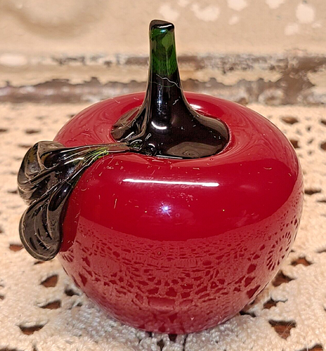 Manzana de vidrio artístico rojo - Pisapapeles decorativo fruta manzana maciza con hoja y tallo - Imagen 2 de 8