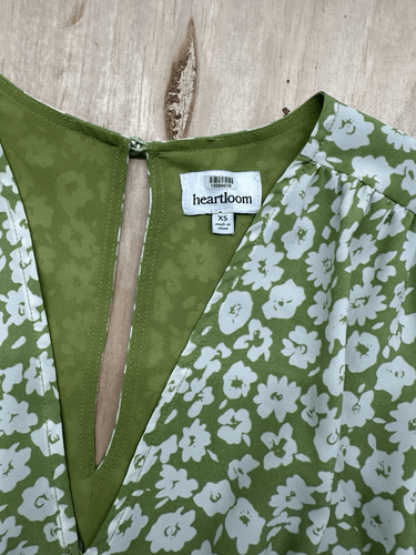 Heartloom Strampler Shorts grün gefüttert kurz gesmokte Taille Gr. XS seidig St Patrick’s - Bild 2 von 5
