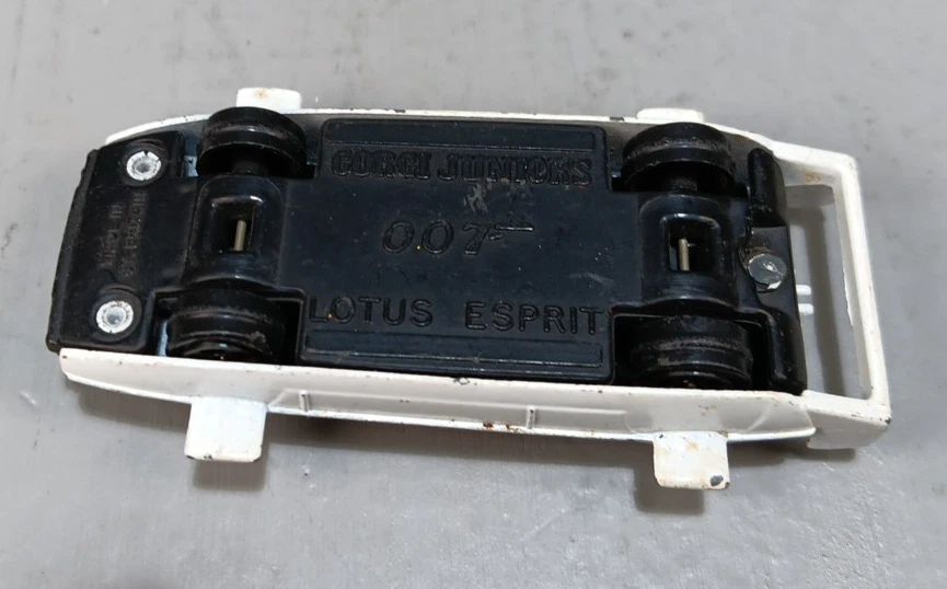 Rare Vintage Corgi Juniors 007 Lotus Esprit - Image 4 of 4