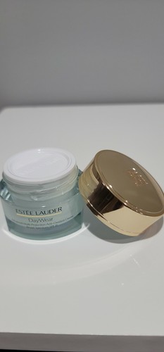 ESTEE LAUDER DAY WEAR Advanced Multi Protection Anti-Oxidant Creme SPF 15 1 0oz - Picture 2 of 3