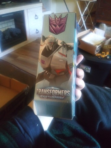 transformers earthspark deluxe class megatron sealed - Bild 3 von 7