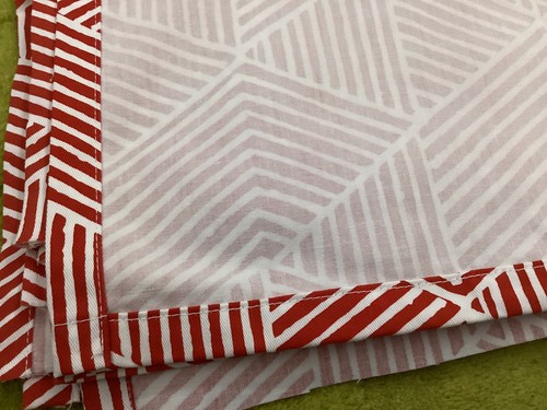IKEA Fabric Curtain Off Cuts Red White 4pcs 44 X144cm 4pcs 40 X 144cm - Picture 3 of 4