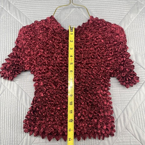 Pineapple Apparel Womens Crinkle Top Red One SIZE FITS ALL STRETCHES - Picture 4 of 8