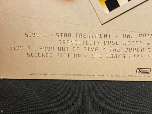 ARCTIC MONKEYS - Tranquility Base Hotel + Casino, Ltd SILVER VINYL + DL & Book  - Picture 4 of 9