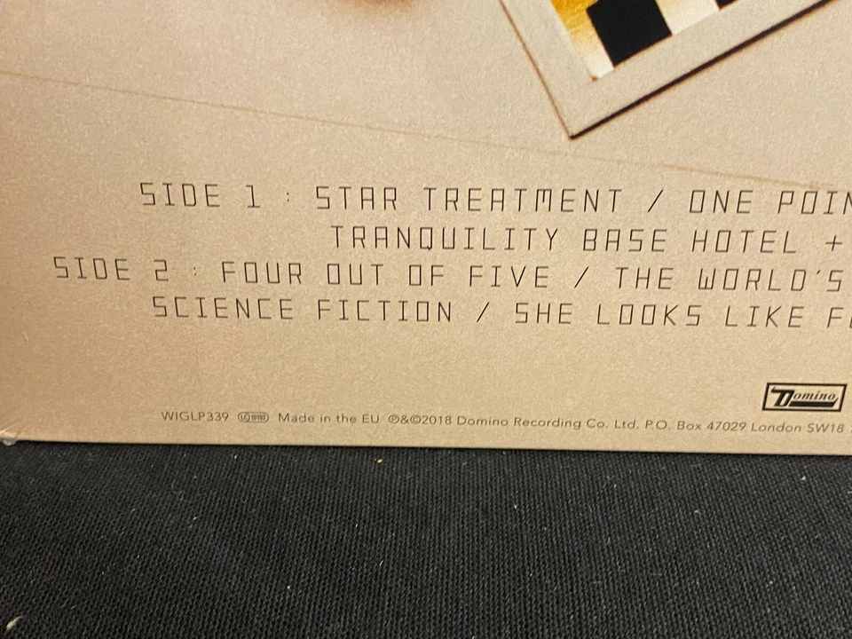 ARCTIC MONKEYS - Tranquility Base Hotel + Casino, Ltd SILVER VINYL + DL & Book  - Image 4 of 4