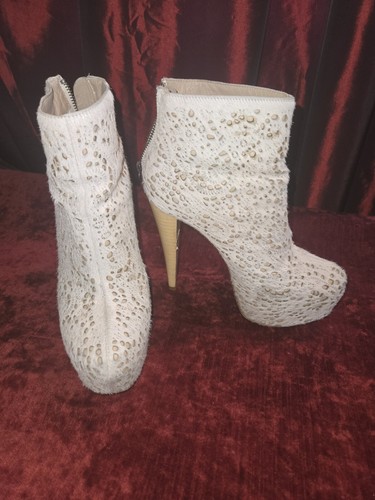 Alice Olivia Platform Boot Women's Size 37. Platform White - Picture 2 of 2