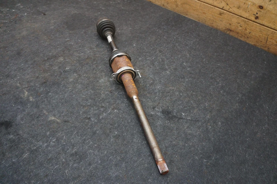 Conjunto de eixo dianteiro direito do passageiro CV OEM 360102214 Volvo XC90 16-23 - Imagem 3 de 4