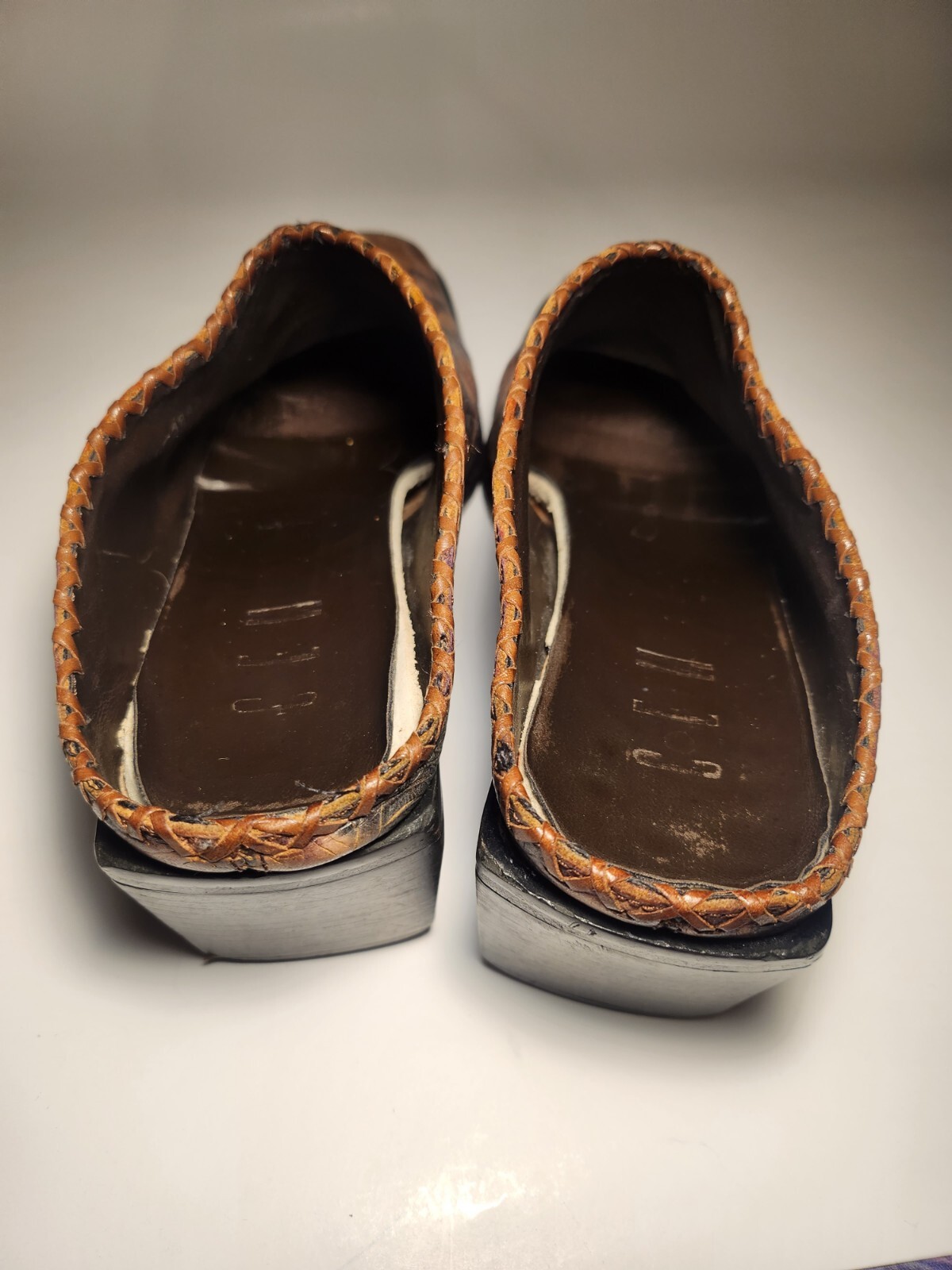 Vintage CEM Brown Floral Leather Slip On Mules Cl… - image 3