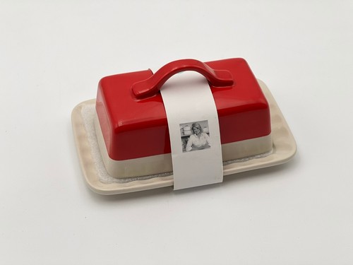 Martha Stewart Collector's Ceramic Butter Dish for Macy's Red & White - Picture 3 of 4