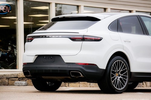 2020 Porsche Cayenne AWD Coupe - Picture 11 of 40
