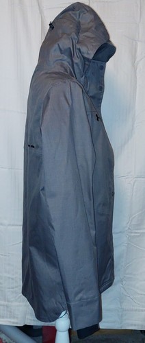 UNDER ARMOUR Hood Grey Rain Coat Size SM/P Loose great condition - Picture 2 of 8