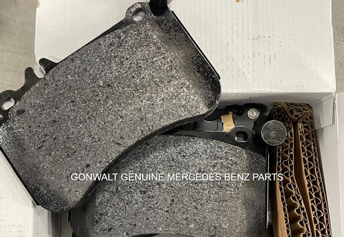 Mercedes Benz Genuine SLC43 AMG 2017-2020 Brake Pads Front OE 0004204104 - Picture 2 of 3