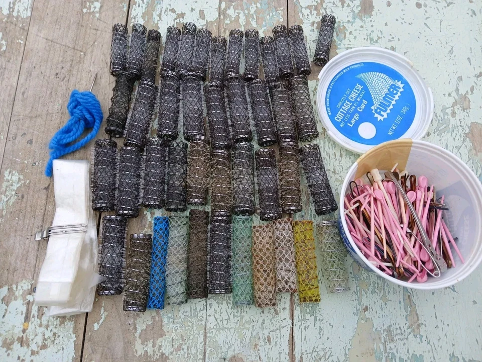 Juego de 42 rodillos de peinado rizadores de pelo de malla de alambre de colección Foto 2 de 4