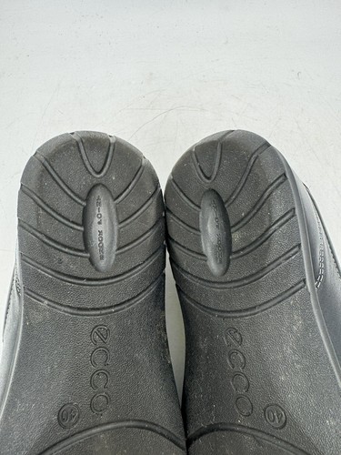 Ecco Black Women's Comfort Slide On Shoe Size 40 Toe Creasing - Picture 14 of 14