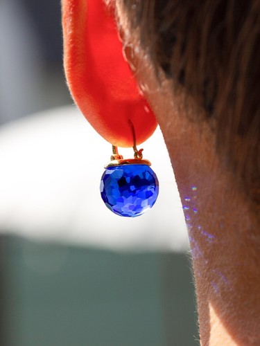 Pendientes colgantes de bola azul de plata de ley 925 con zafiro azul para ella - Imagen 6 de 6
