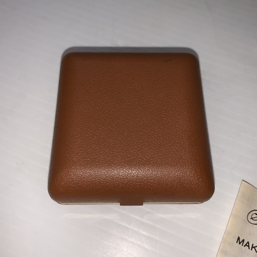 Vintage Seth Thomas Travel Alarm Clock Wind Up Brown Clam Case. Parts/repair. - Picture 7 of 8