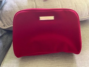 gucci makeup bag velvet