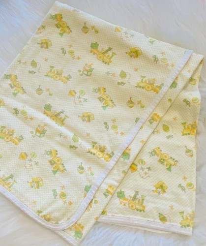 Vtg Carter's Baby Blanket Receiving Yellow Polka Dot Train Toys 36” 100% Cotton - Picture 6 of 9