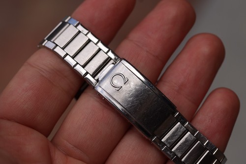 Vintage 1974 Omega Speedmaster Moonwatch ref. 145.022-71 “Step Dial” - Picture 12 of 17