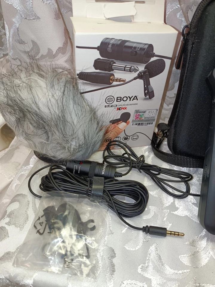 Tascam DR-07X Stereo Handheld Digital Audio Recorder with Accessories - Image 4 of 4