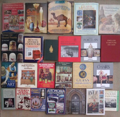 SELECTION OF REFERENCE BOOKS - FURNITURE, PORCELAIN, GLASS & OTHERS. - Picture 2 of 54