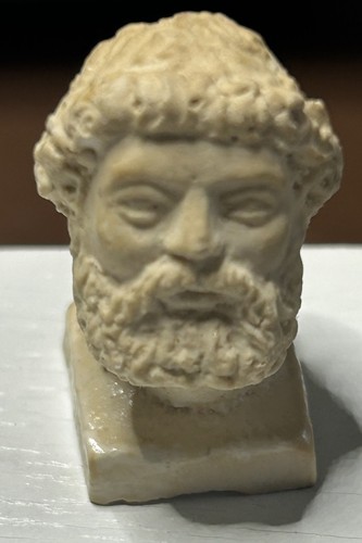 Vintage 1:12 Scale Miniature Male Bust, Decorative Plate And Plant - Picture 4 of 7