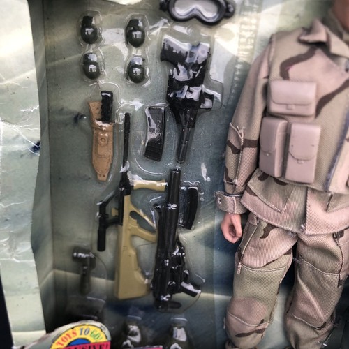 "Figura de acción US Special Force Op Desert Storm Ultimate Soldier 12"" plástico desaparecido" - Imagen 5 de 22