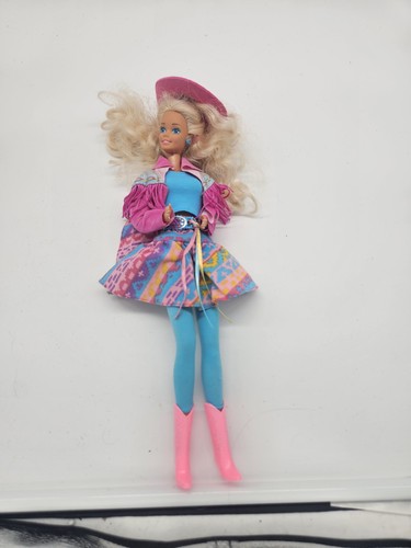 GEKLEIDETE BARBIE PUPPE 1989 WESTERN FUN 9932 EUC C341G  - Bild 1 von 7