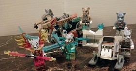 LEGO LEGENDS OF CHIMA: Lot 70220 Saber Cycle & 70232 & Manuals As Is Pictured 🌟