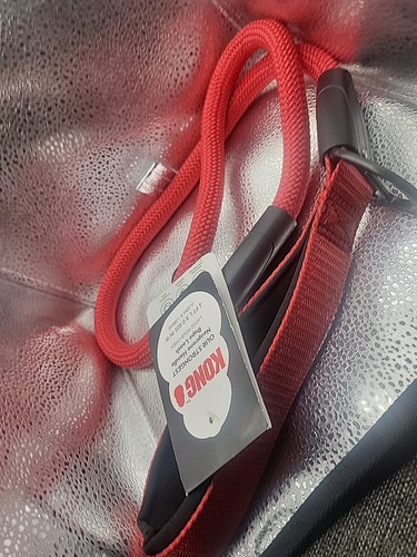 KONG NEOPRENE HANDLE ULTRA DURABLE 4' ROPE LEASH Red