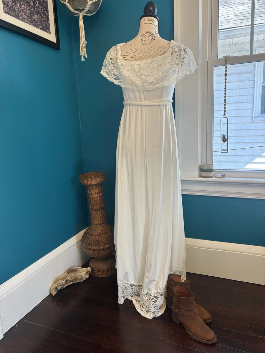 strapless open back dress Vintage Mauve Mother of Bride Dresses Laces Appliques V Neck Long Sleeve Chiffon Mother of Bride Dress main image 0