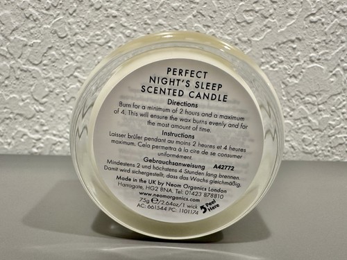 Neu im Karton Neom Perfect Night's Sleep Duftkerze 2,6oz/75g Lavendel Basilikum Jasmin - Bild 6 von 12