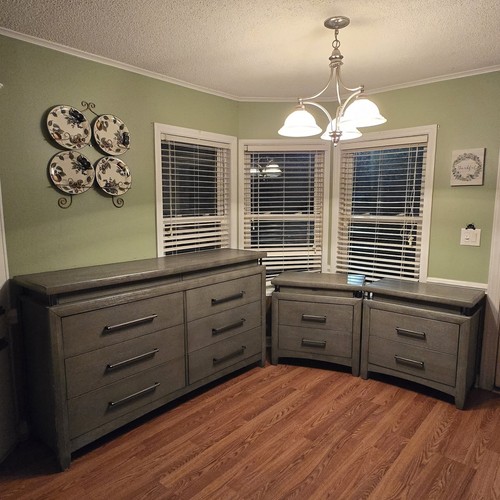 Grey Wood Bedroom Set (Dresser and Two Nightstands) - Picture 1 of 10