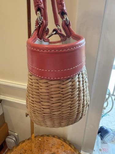 Coach Woven Straw/Wicker Dark Pink Leather Satchel Bag/Purse Butterfly Applique - Picture 12 of 20