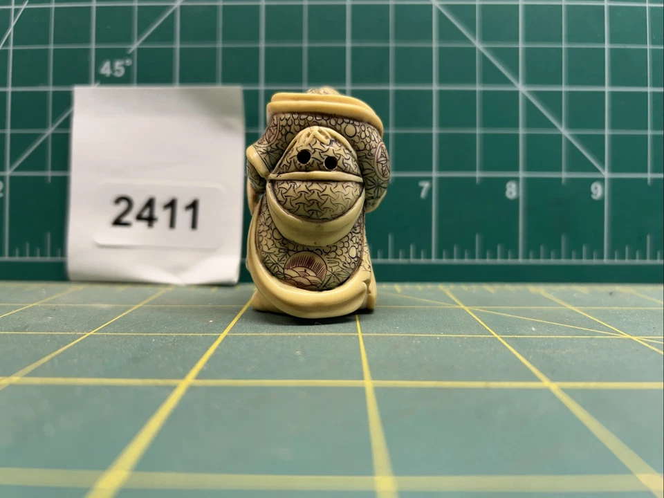 Bishamon tallado Netsuke 7772411 Foto 3 de 4