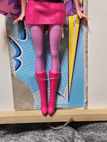 MATTEL BARBIE DOLL 2014 PRINCESS IN POWER SUPER HERO New Loose C87 - Picture 3 of 6