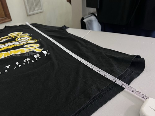 Le Tigre Shirt Mens 3XL Black Yellow Tiger Graphic Premium Apparel Tee - Picture 13 of 13